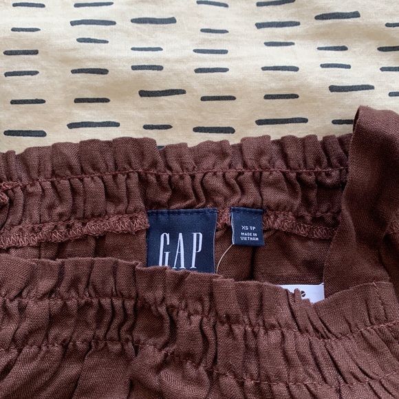 NWT Gap linen tank top - Picture 2 of 5